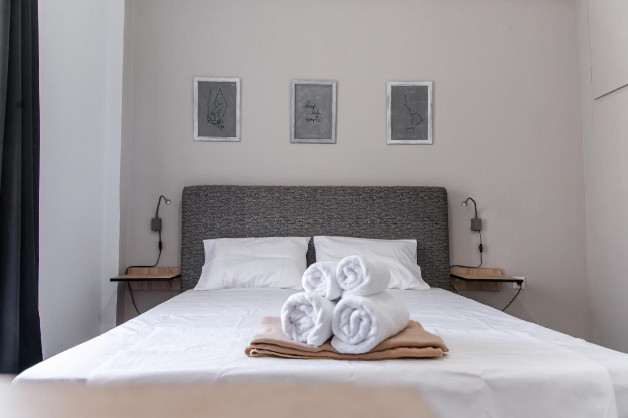 Minimalistic Apartment Petros Candia Esterno foto